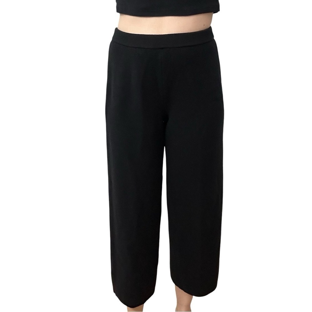 St. John Caviar Cropped Pants Wool Black Knit Pull On Designer Work Size 6 Small
